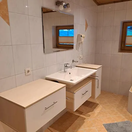 Haus Angelika Im Zillertal Apartment
