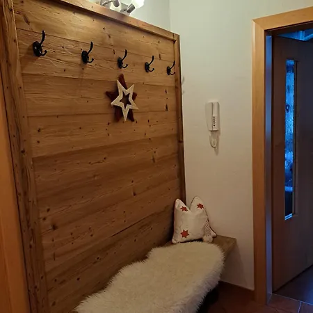Apartment Haus Angelika Im Zillertal Hippach