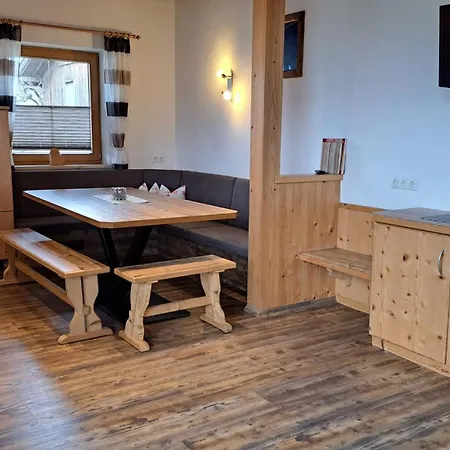 Haus Angelika Im Zillertal Apartment *